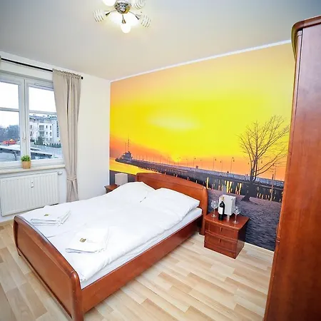 Apartament Sopocki Parkur De Lux Lägenhet